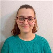 Profesora particular para alumnos de primaria y educación secundaria que imparte clases de las asignaturas que más le dificulten al alumno/a y de forma online.